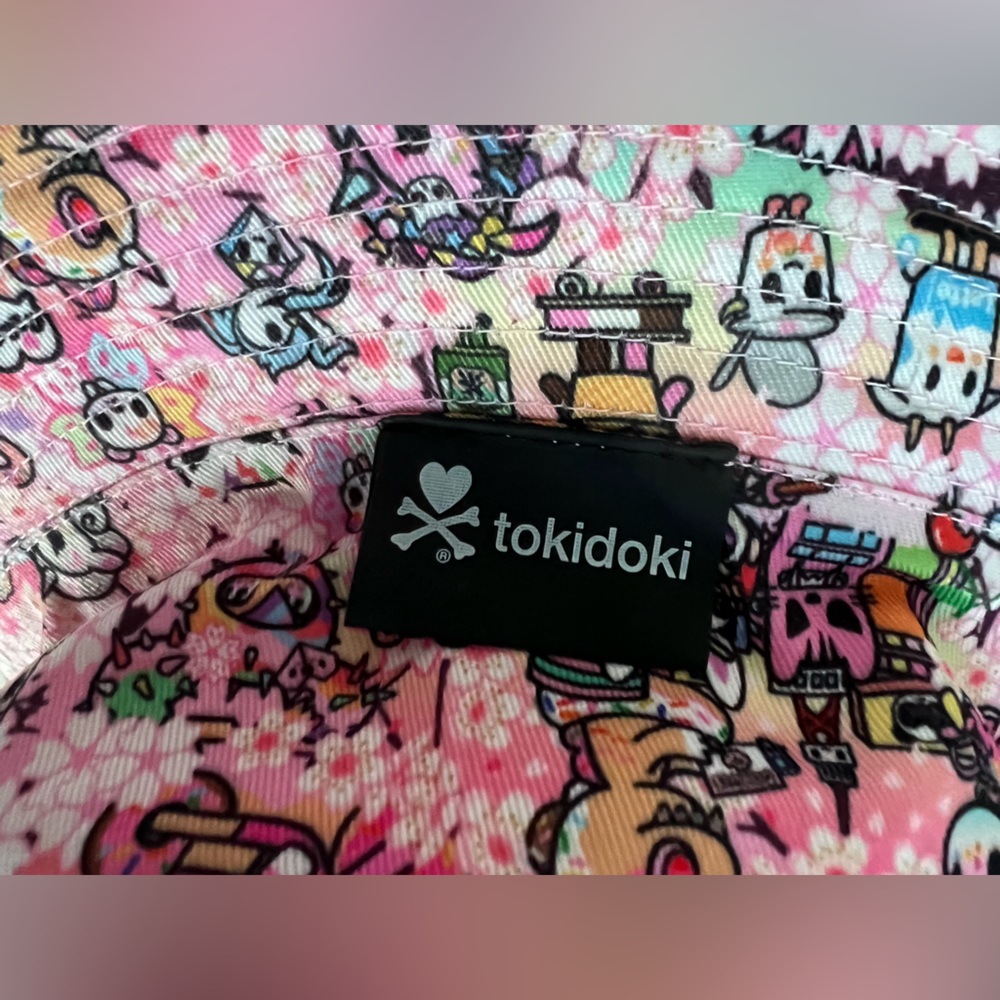 🐱Tokidoki Sakura Celebration Bucket Hat | Reversible | Hello Kitty and Friends - Picture 15 of 17